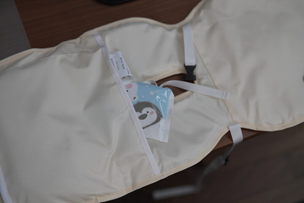 ケラッタ ひんやり冷却ファンシート の裏側