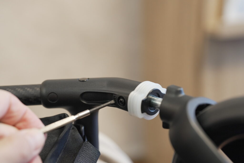 ロック解除ボタン